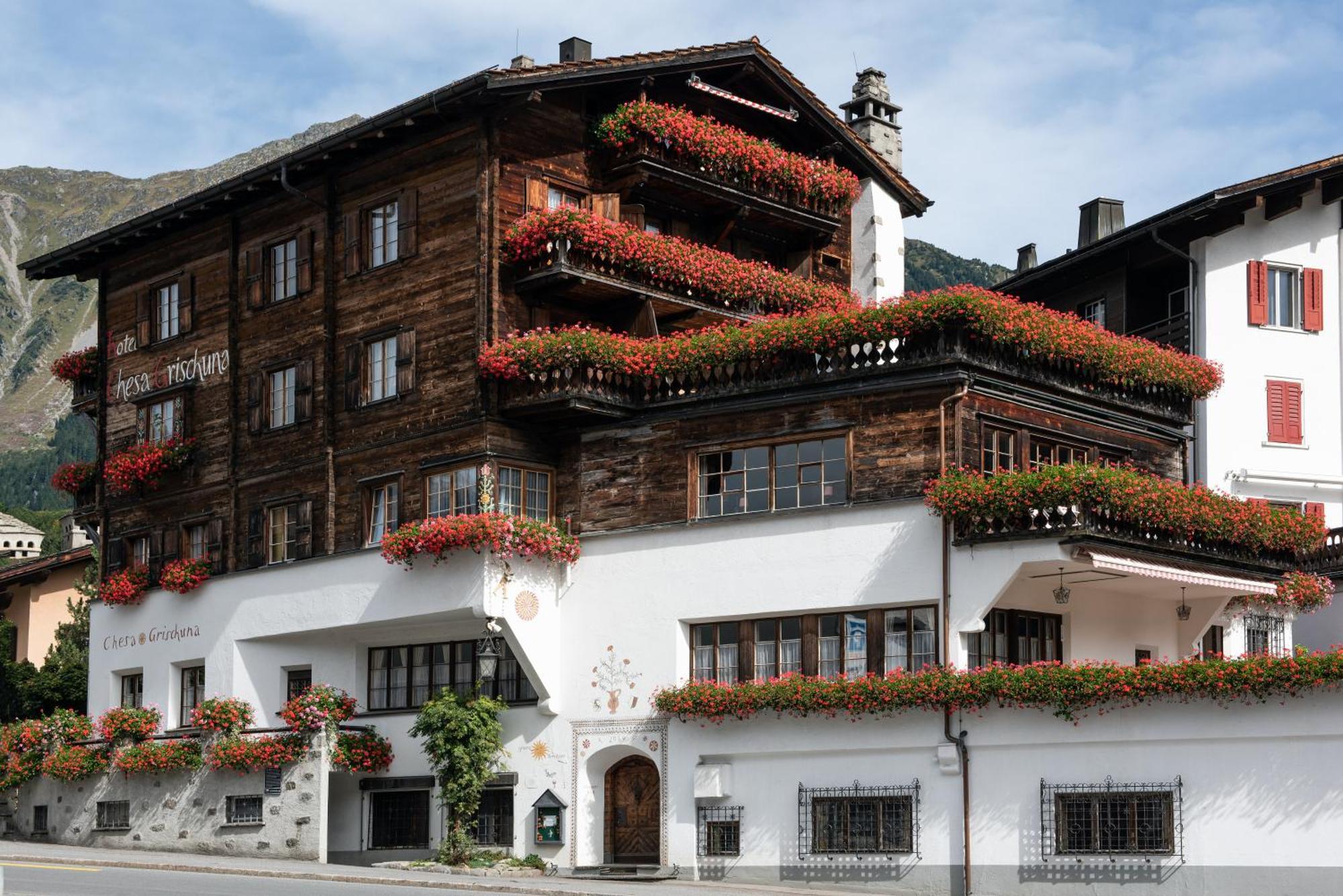 Hotel Chesa Grischuna Klosters Exterior foto